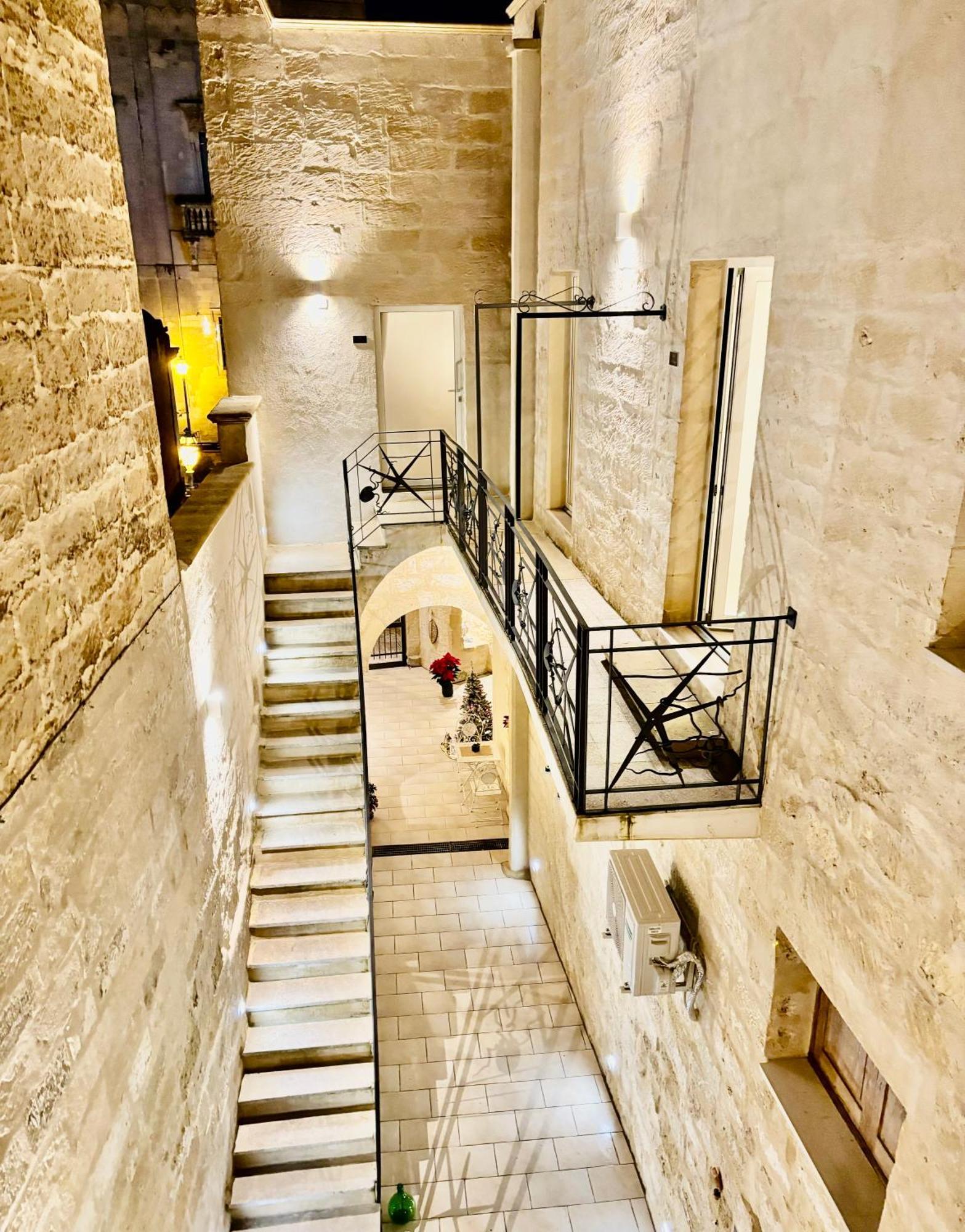 Palazzo Storico Riccardi Rollo Lägenhet San Cesario di Lecce Exteriör bild
