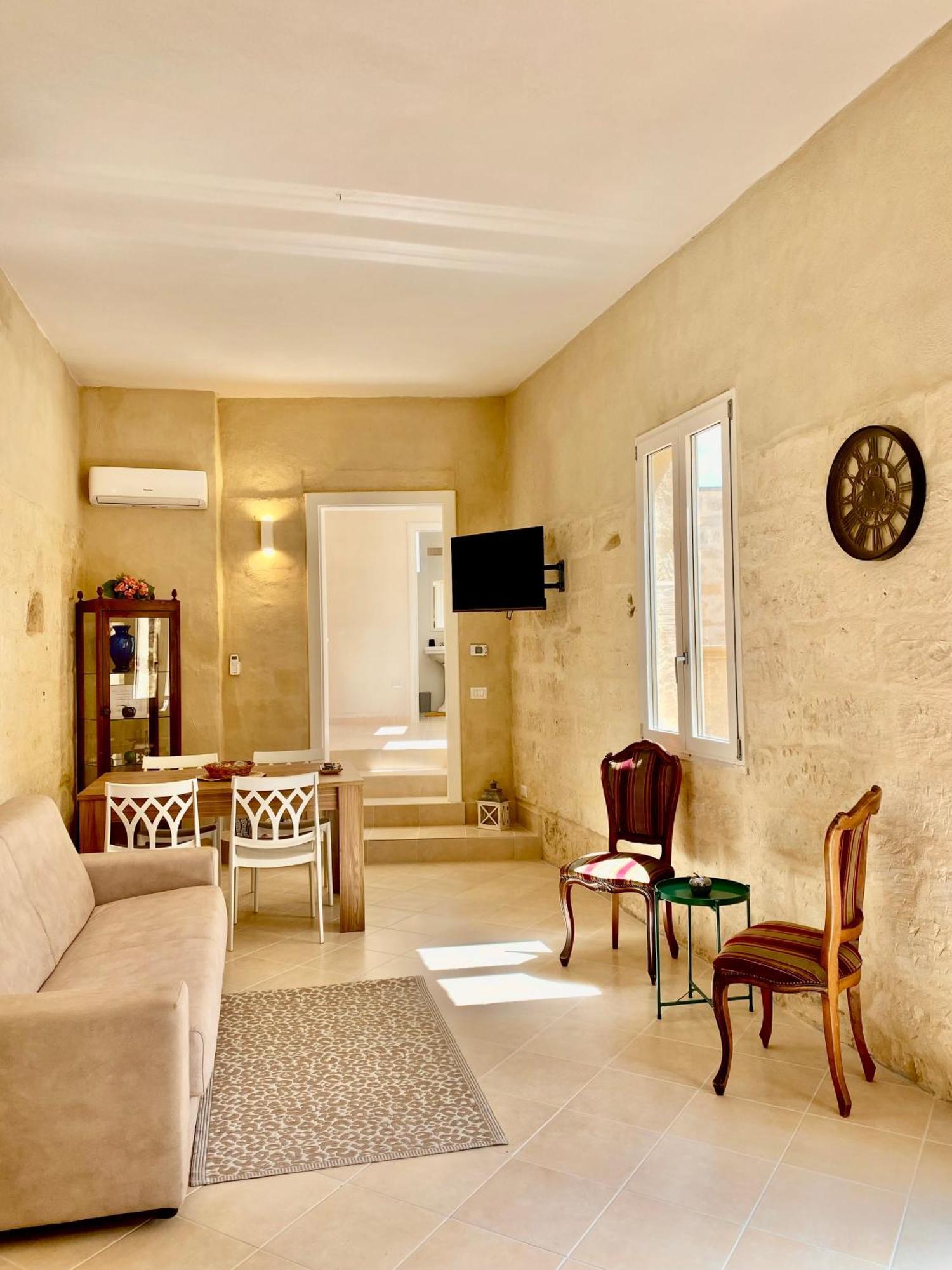 Palazzo Storico Riccardi Rollo Lägenhet San Cesario di Lecce Exteriör bild